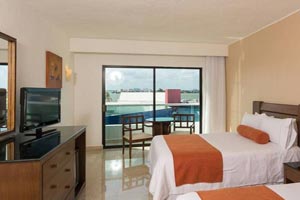 Standard Room - Flamingo Cancun Resort - All Inclusive - Cancun, Mexico