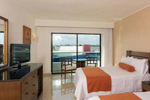 Standard Room - Flamingo Cancun Resort - All Inclusive - Cancun, Mexico